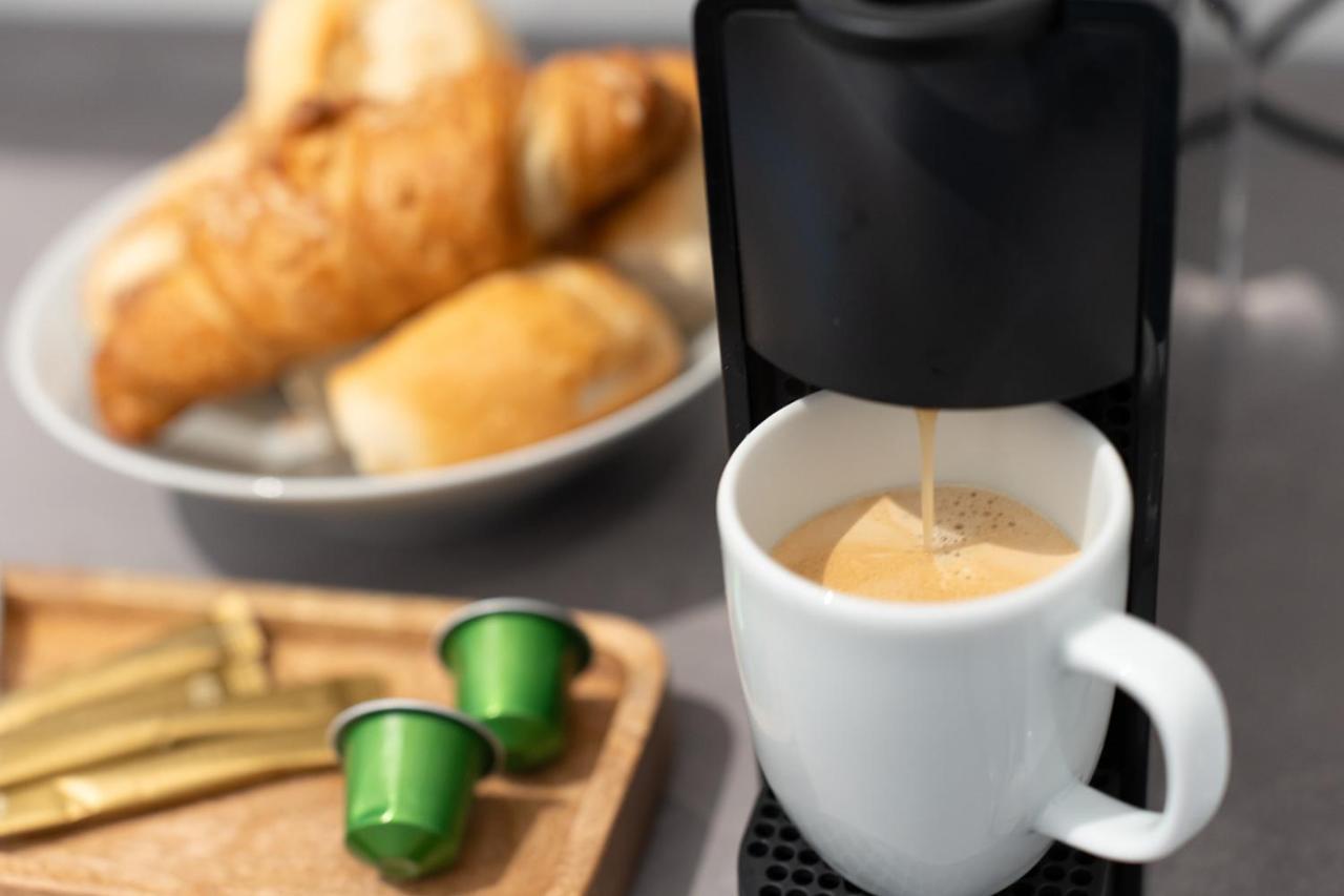 Benville Meissen - Nespresso Kaffee - Smart-Tv - Modern ภายนอก รูปภาพ